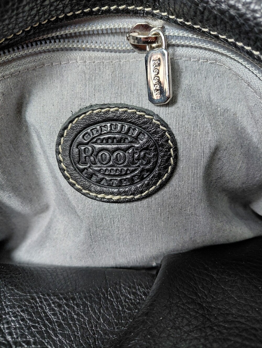 Roots Black Leather Purse - Picture 4 of 7